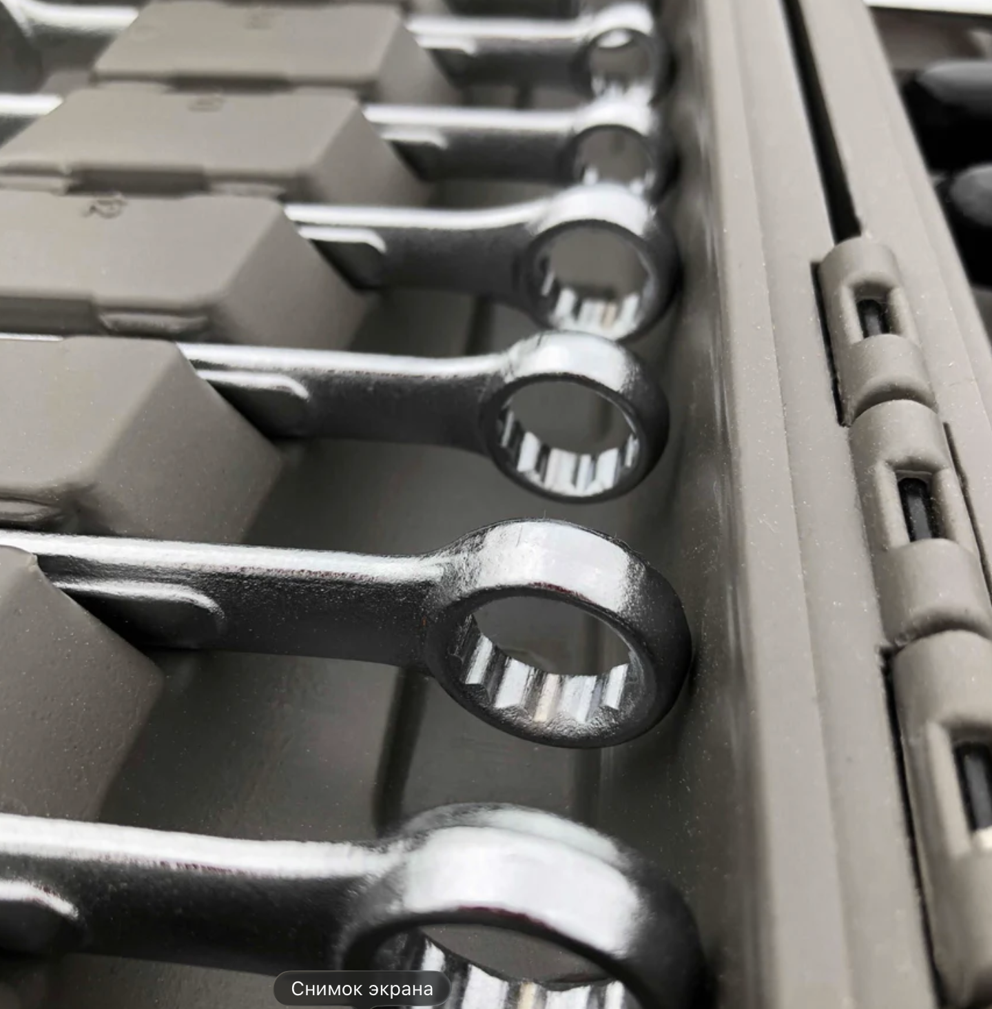 95 Piece Mechanics Tool Set in Metric and SAE for Small Engine, Mechanical and General Repairs – DT1242